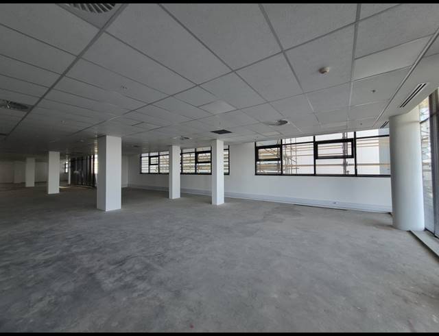 1,141M² OFFICE TO LET IN ILLOVO